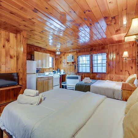 Cozy Laconia Studio With Pool Access - 2 Mi To Lake! Apartman Kültér fotó