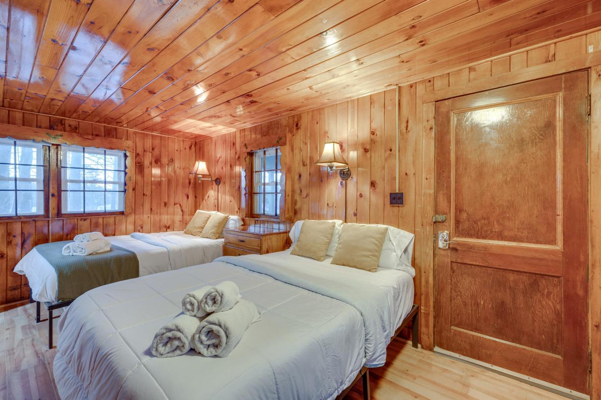 Cozy Laconia Studio With Pool Access - 2 Mi To Lake! Apartman Kültér fotó