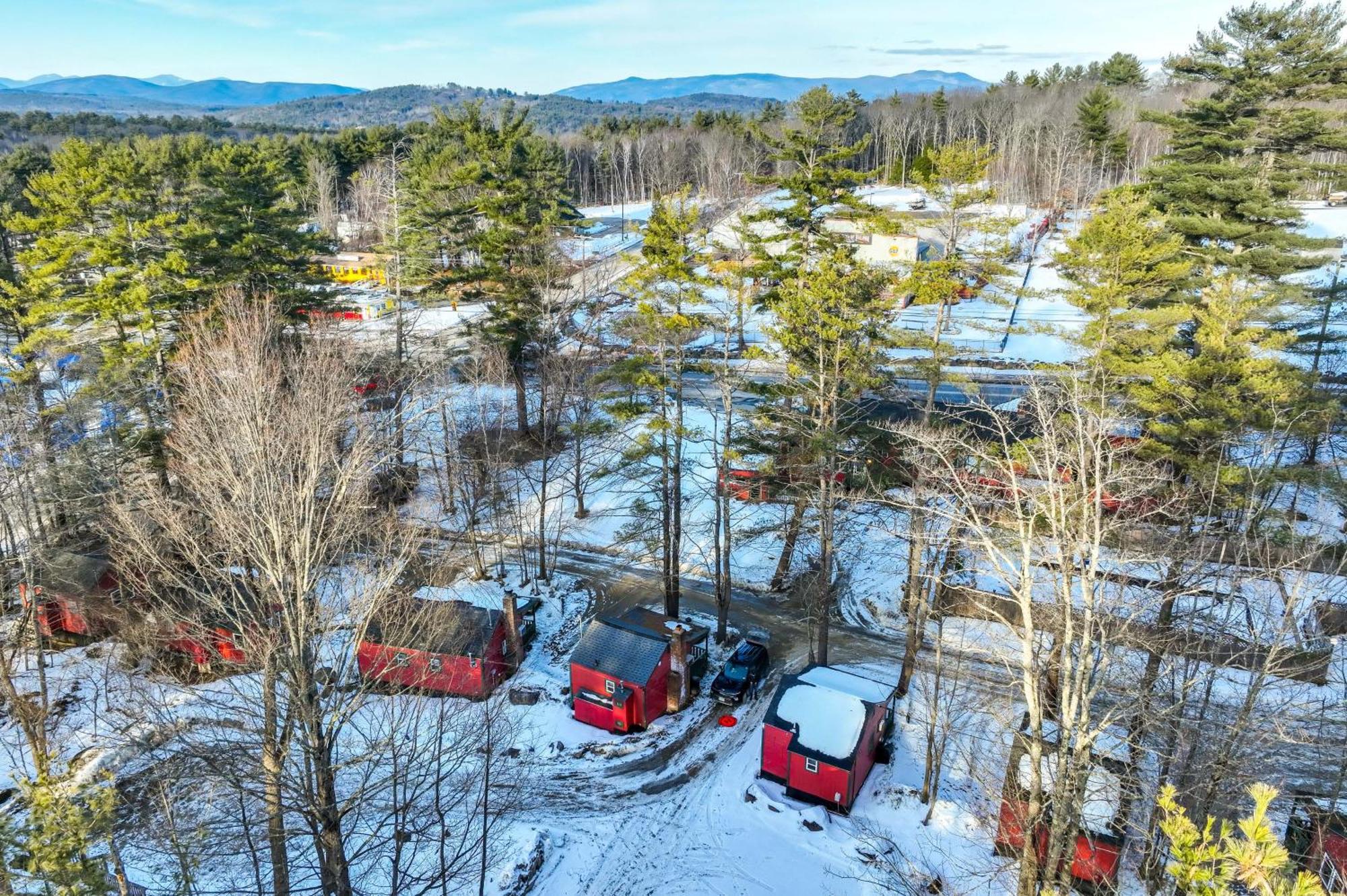 Cozy Laconia Studio With Pool Access - 2 Mi To Lake! Apartman Kültér fotó